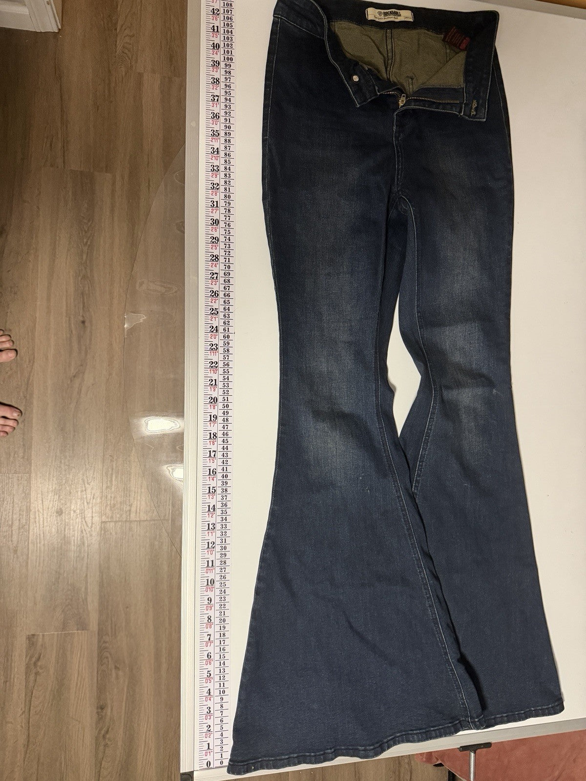 Women's Rock & Roll Cowgirl Jeans 28 X 34 Bargain Button Bell Flare
