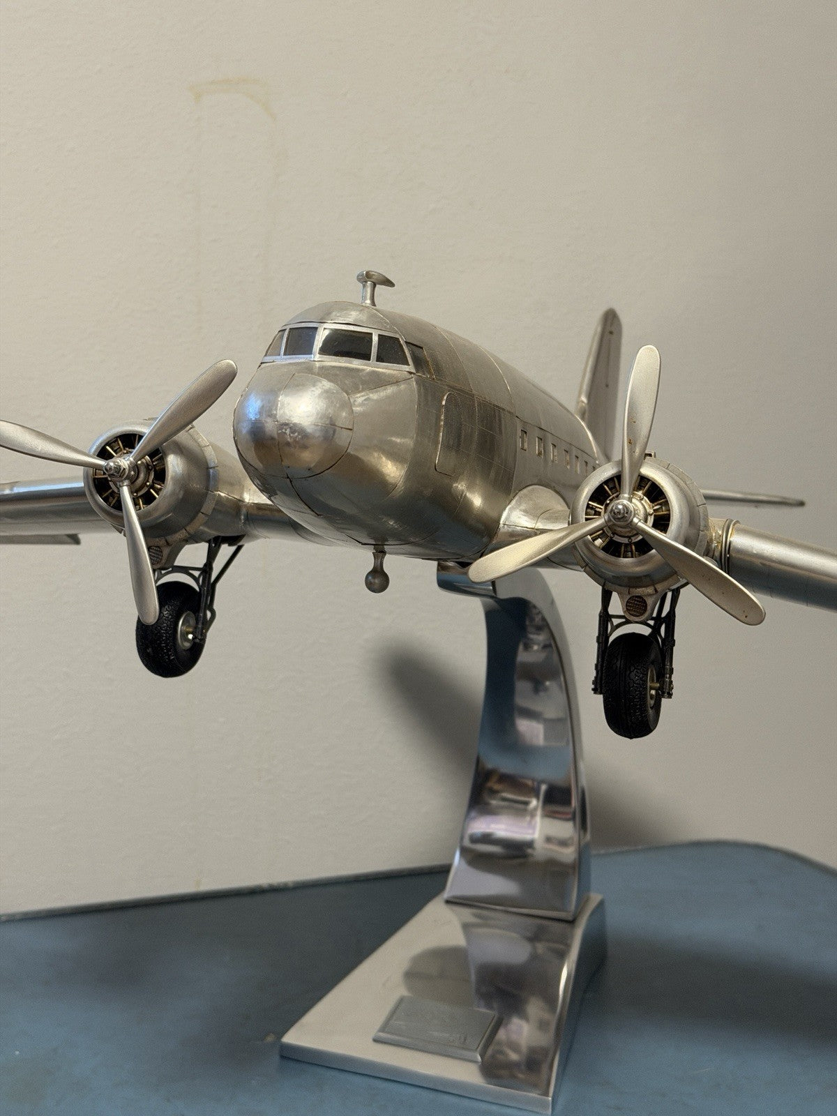 Beautiful Authentic Models Douglas DC-3 Dakota AP455 Aluminum Desk Model
