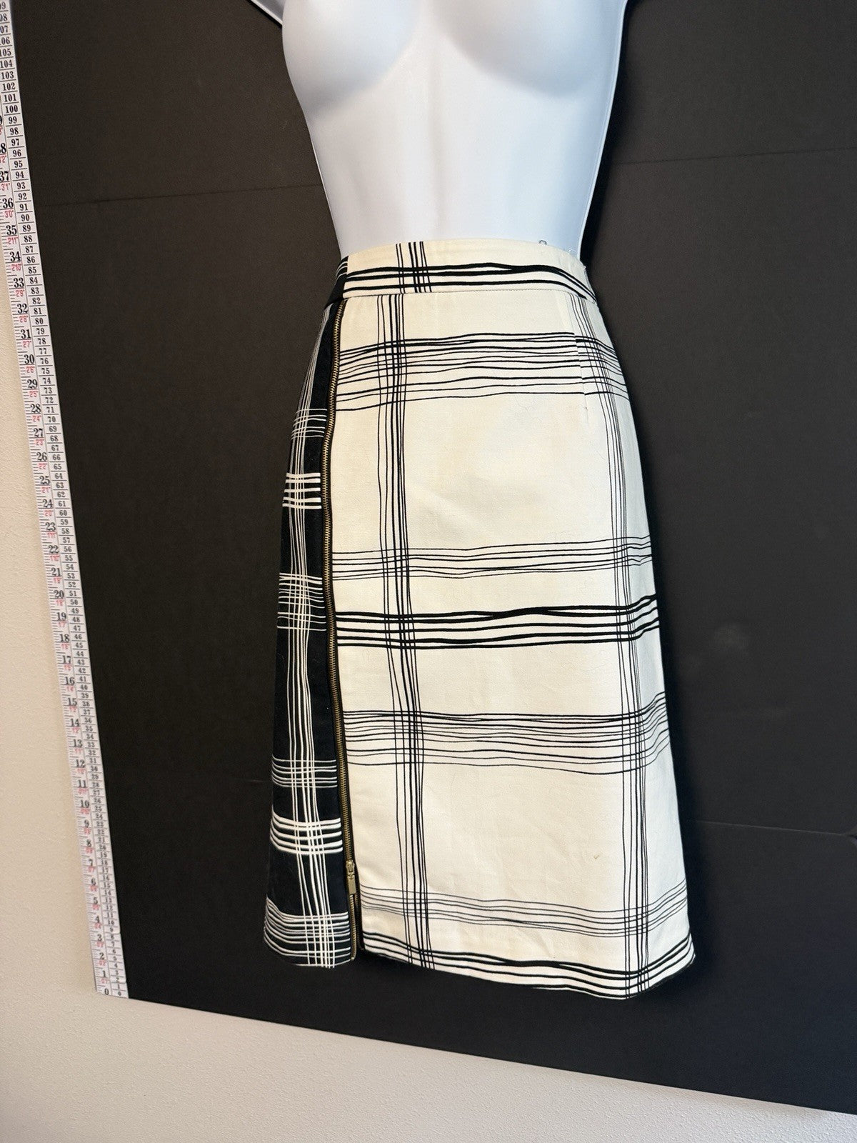 Worthington Womens Black White Grid Pencil Skirt Front Zipper Detail Size 6