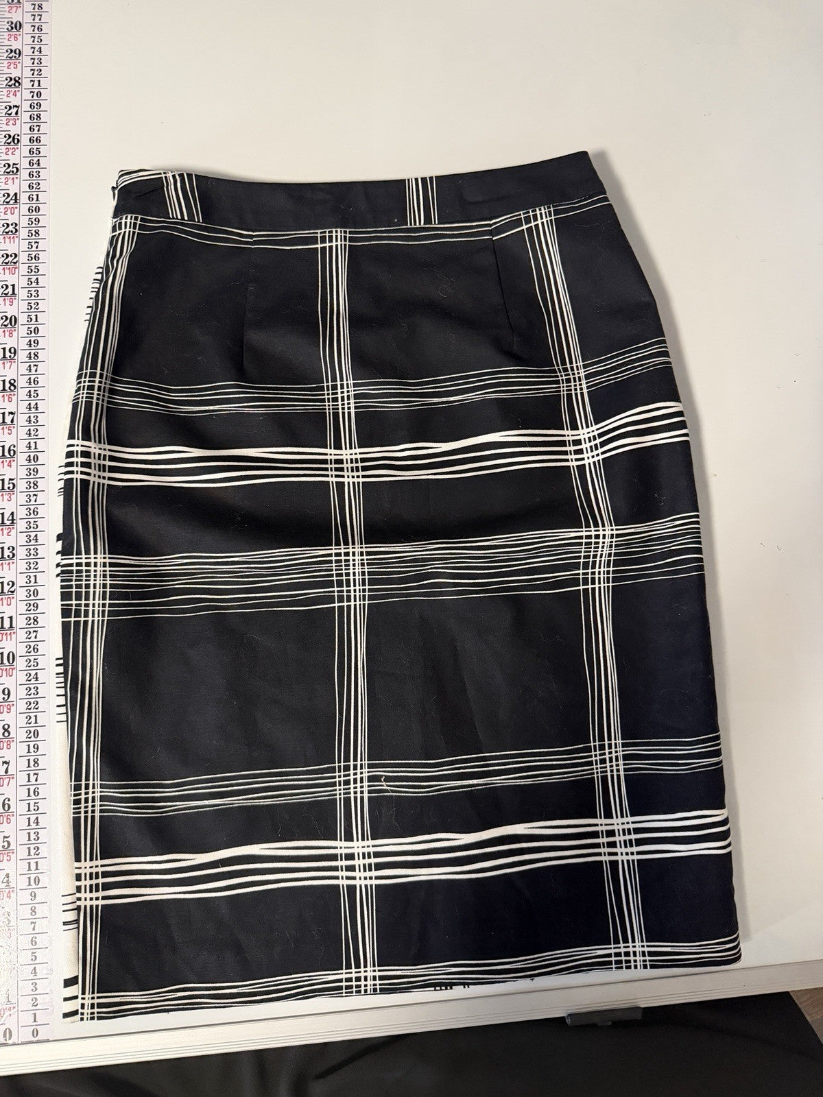 Worthington Womens Black White Grid Pencil Skirt Front Zipper Detail Size 6