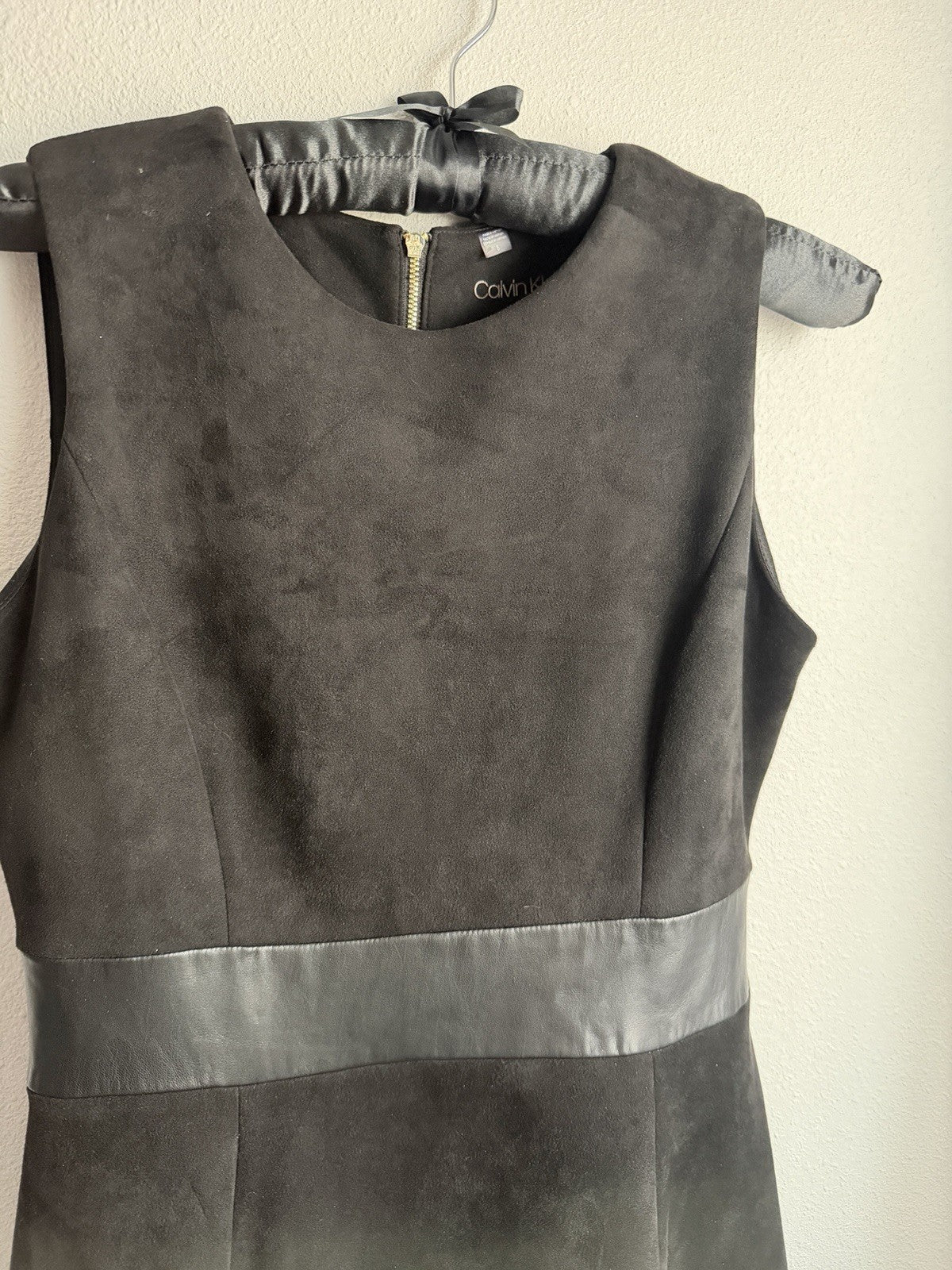Calvin Klein Sheath Dress Black Faux Leather Sleeveless Knee Length Size 6
