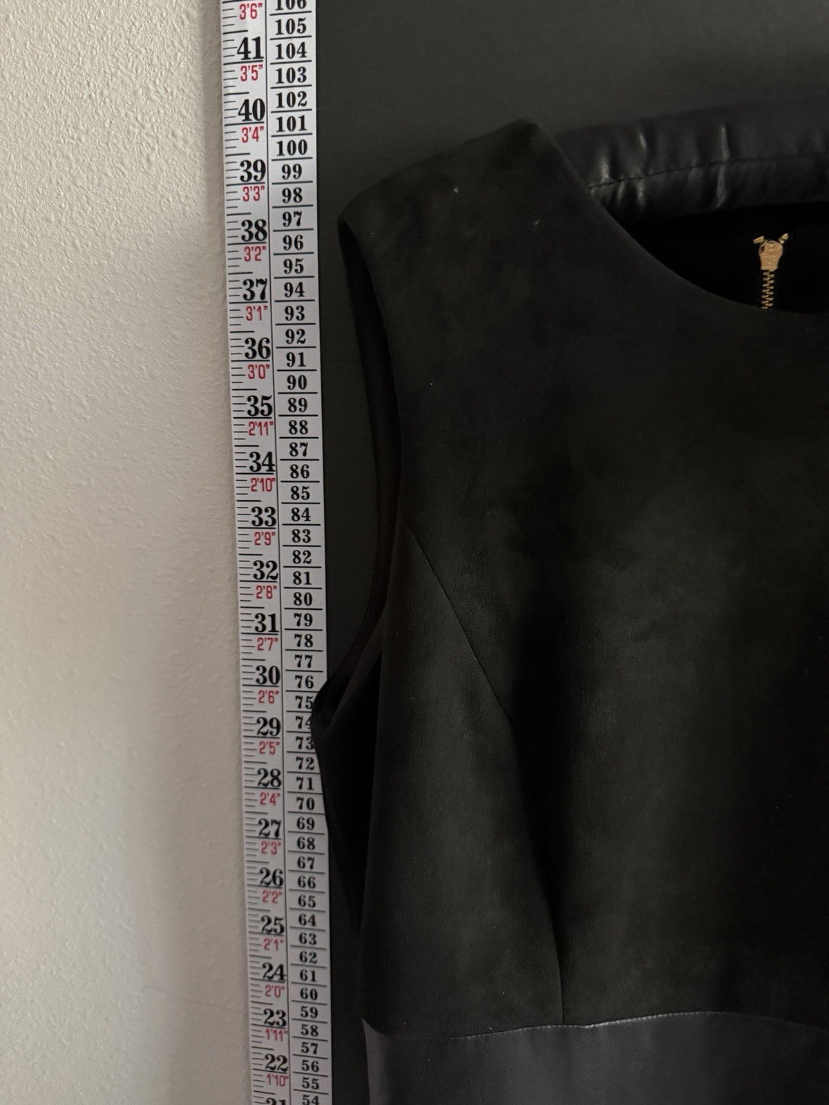Calvin Klein Sheath Dress Black Faux Leather Sleeveless Knee Length Size 6