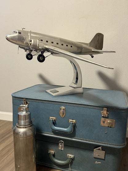 Beautiful Authentic Models Douglas DC-3 Dakota AP455 Aluminum Desk Model
