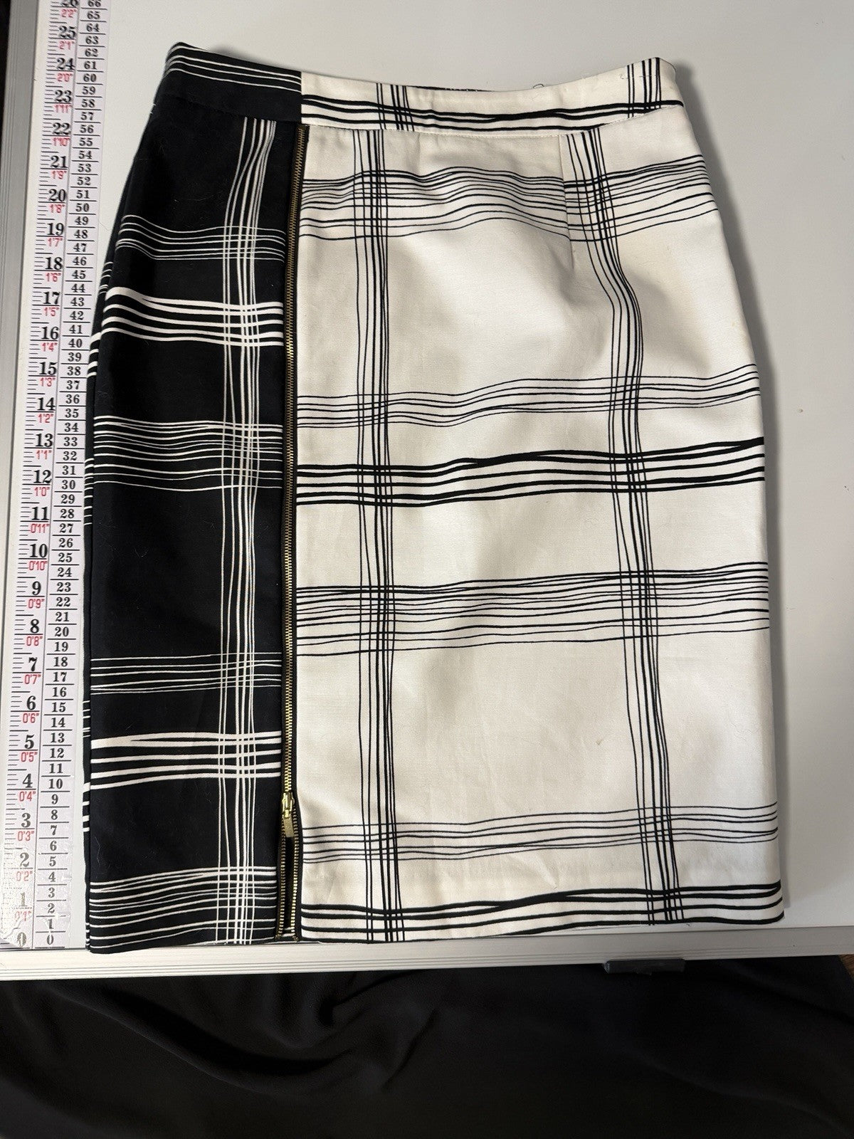 Worthington Womens Black White Grid Pencil Skirt Front Zipper Detail Size 6