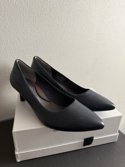 SIze 10.5 Navy Blue 2" Kitten Heel Rockport Pump you can wear  all day!   (M89439)